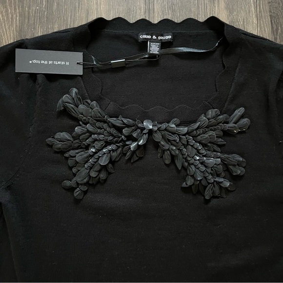 NWT Cable & Gauge Black Short Sleeve Bow Embellished Knit Top Holiday Party S - Picture 5 of 10